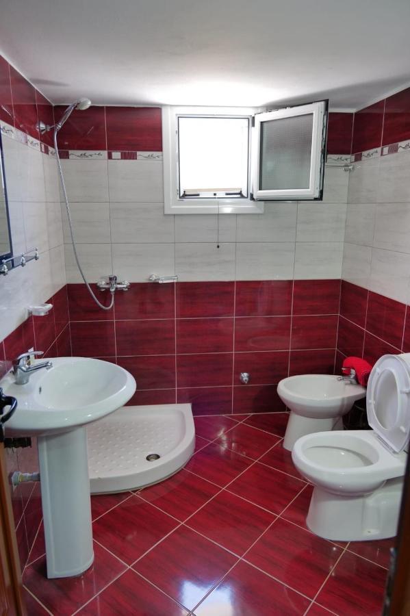 Vila Ervin Second Floor Ksamil Bagian luar foto